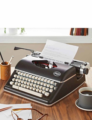 Manual typewriter traditional - typewriter,