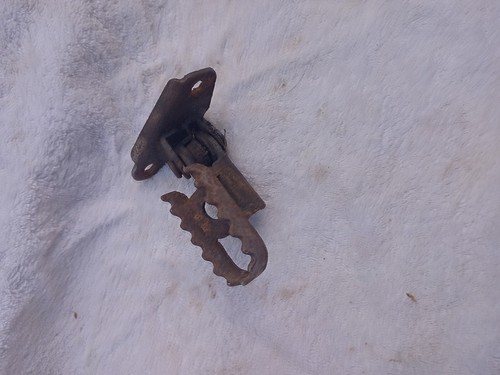 Suzuki ts250 footrest - suzuki,