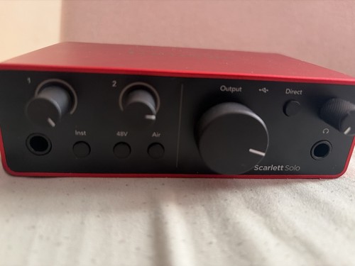 Focusrite scarlett solo 2i2 - focusrite,