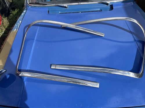 Riley front screen - 4/72,