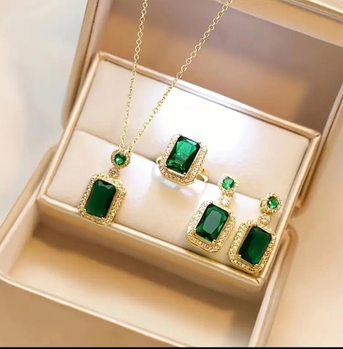18k gold plated - gold, green