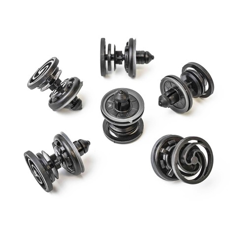 Door panel fastening clip - panel,