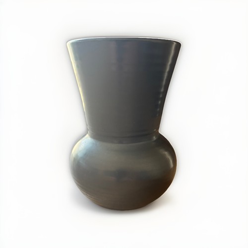 Prinknash pottery pose vase - prinknash,
