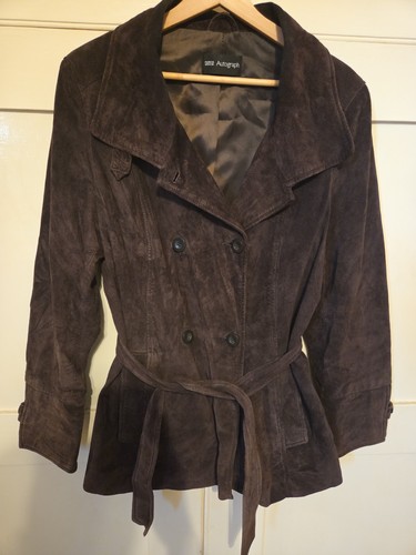 Stunning chocolate brown - chocolate,