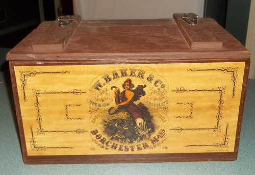 Vtg wooden storage hinged lid - wooden,