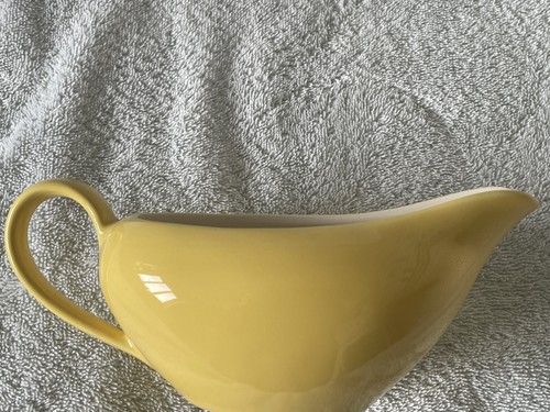 Classic vintage yellow gravy - yellow,