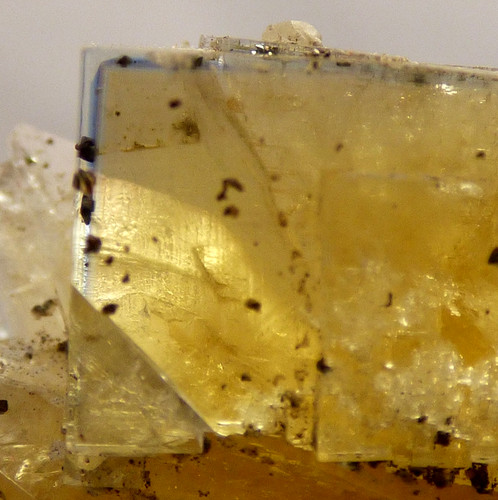 Gemmy yellow zoned fluorite - gemmy,