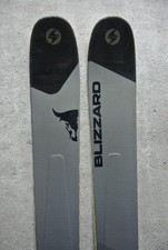 SKIS Freeride / All Mountain -