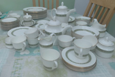 Royal Doulton Rondelay (H5004)-5 dinner plates£28 5 salad plates £19 etc