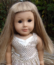 GORGEOUS AMERICAN GIRL DOLL IN BRANDED SPARKLY SEQUINCED GOLD DRESS