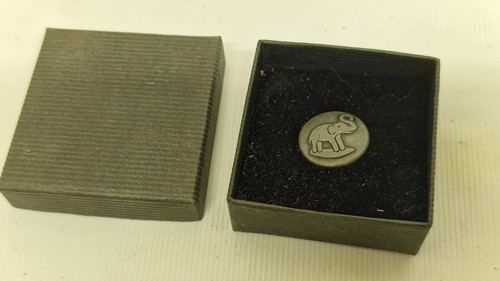 Steiff lapel pin brooch button - steiff,
