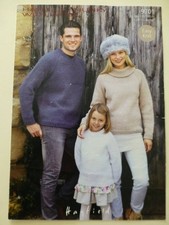 HAYFIELD 9701-ADULT+CHILD-FAMILY 24/26"-44/46" CHUNKY SWEATERS KNITTING PATTERN