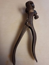 Antique saw tooth - , setter