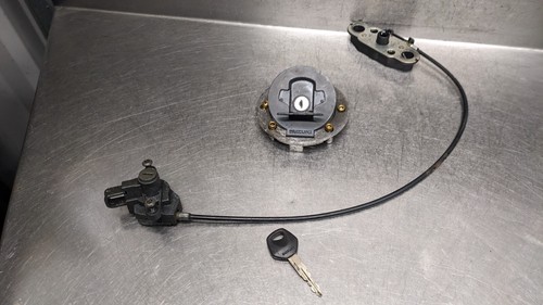 Suzuki gsf600 fuel cap - fuel, seat