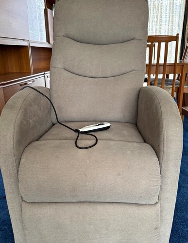 Brixham riser recliner - brixham,