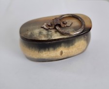 VINTAGE ANTIQUE HORN (BOVINE)