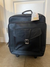 Do Crafts Papermania Deluxe