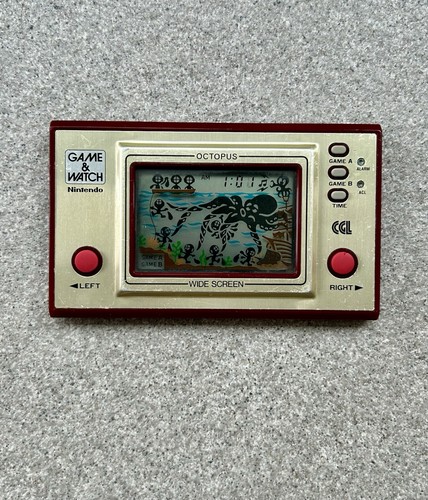 Nintendo game and watch - and,