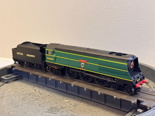 Hornby r2685 class - r2685, west