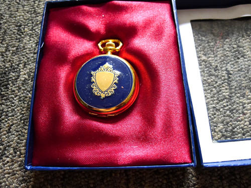 Blue enamel fronted golden qtz - blue,