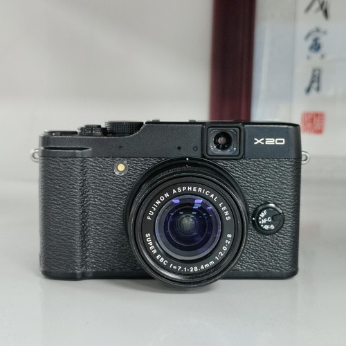 Fujifilm x20 retro rangefinder - fujifilm,