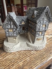 Vintage David Winter Tudor Manor House - Handpainted Collectible