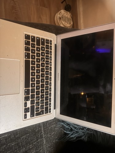 Macbook air inch - macbook,