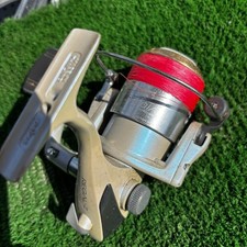 Daiwa Regal-Z 2500Ia With Pink