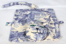 UNIQUE TOILE BLUE & WHITE CAT