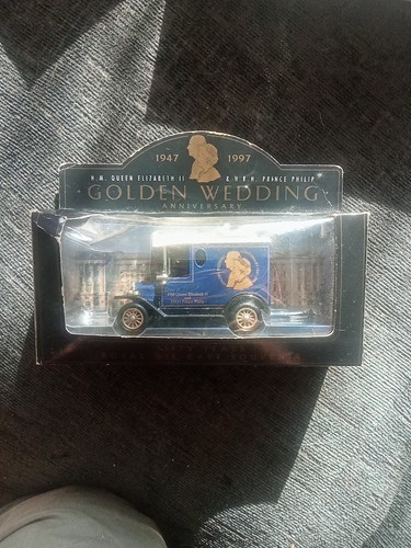 Diecast souvenir golden - souvenir,