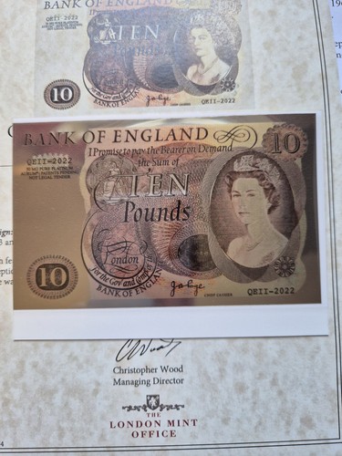 2022 ten pounds - £10,
