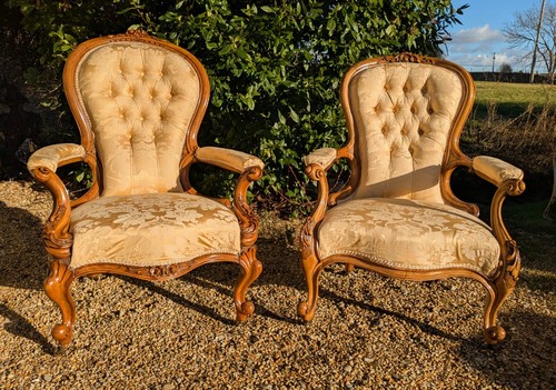 Super pair spoonback walnut - pair, of