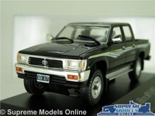 TOYOTA HILUX SR5 MODEL CAR