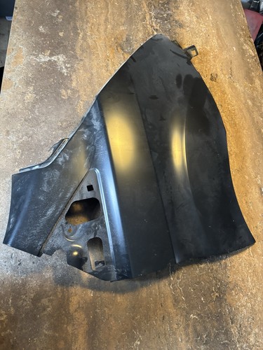 Drivers side wing - side,
