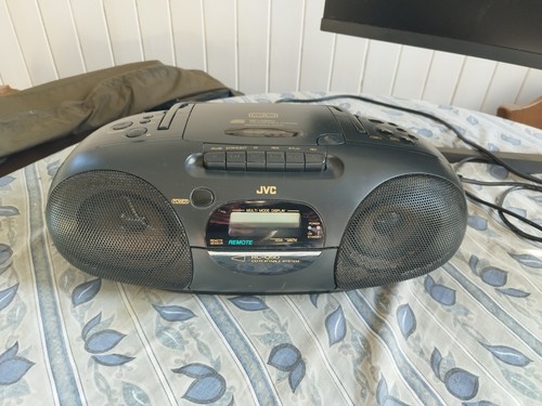 Vintage 1990s jvc stereo - 1990s,
