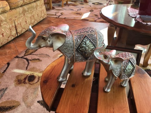 Elephants decoration figure - ,