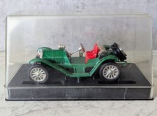 Nacoral Mercer Roundabout