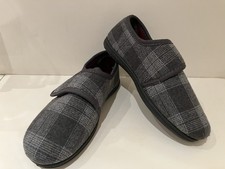 BRAND NEW MENS PADDERS TOUCH FASTEN WIDE FIT SLIPPERS SIZE 8