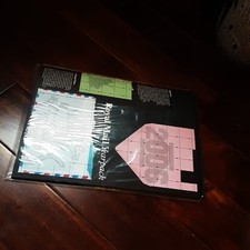 GB Royal Mail Yearpack mint stamps 2006 Queen Elizabeth II pack