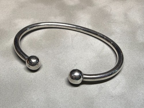 Lovely sterling silver torque - silver,