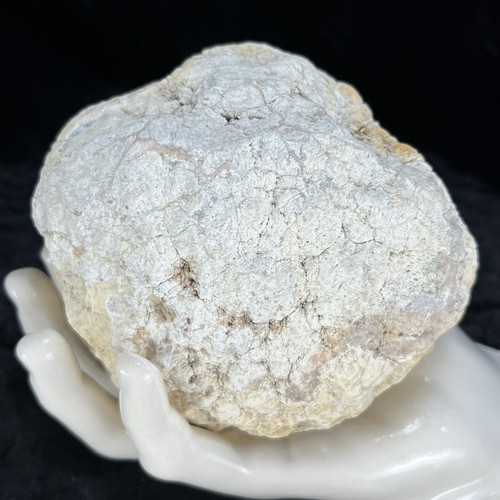 Unopened geode crystal quartz - unopened,