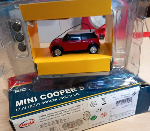 Mini cooper red white - white, 1:58