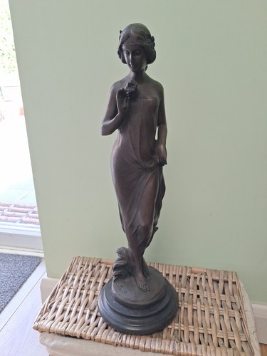 Bronze statue lady - statue, of