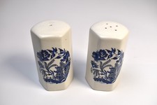 Vintage salt and pepper - salt,