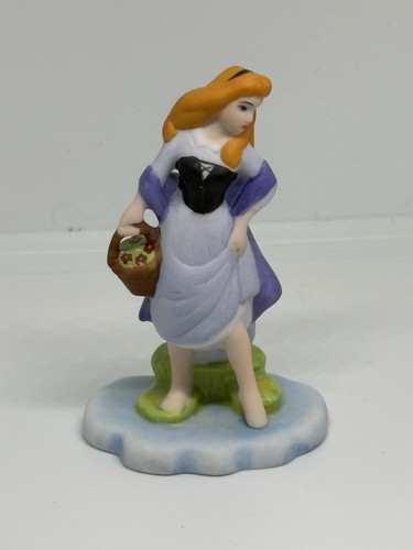 Disney sleeping beauty grolier - sleeping,