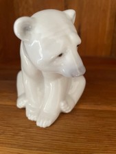 Vintage Lladro Daisa Sitting Polar Bear Figurine 3.25 ins Figure Ornament
