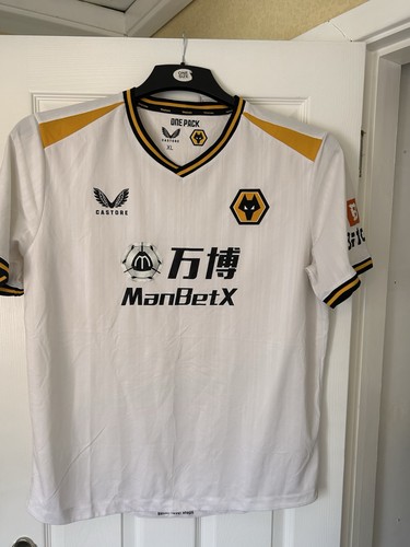 Wolverhampton wanderers third - wanderers,