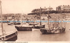 R220509 11793 Fishing Boats in