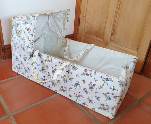 Vintage baby carrycot - , pelso