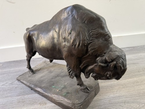 Bronze bison sculpture - bison,